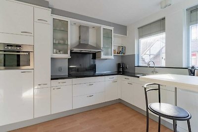 Appartement in Alkmaar met zee strand