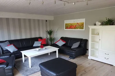 Ferienhaus in Sörup mit Schwimmbecken