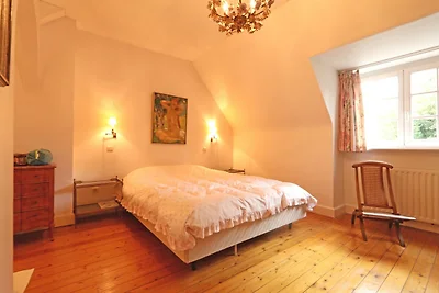 Angenehme Villa mit privatem Garten