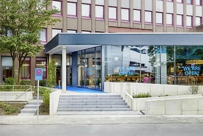 H2 Hotel Düsseldorf Seestern bei Sunday Quad...