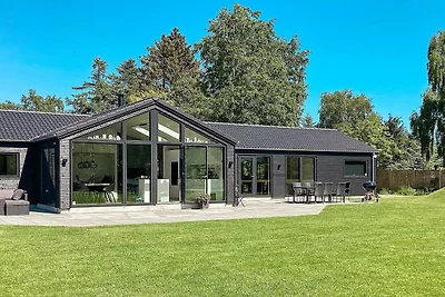 5 Sterne Ferienhaus in Idestrup