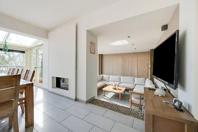 Villa mit Whirlpool & Sauna 500 m vom Meer