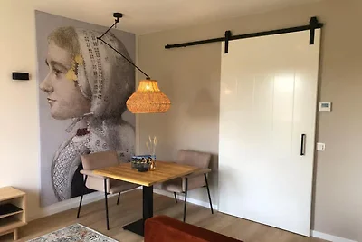 Lodge mit schönem Blick auf den Garten