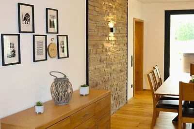 Eifel-Finca mit Whirlpool und Gartenlounge