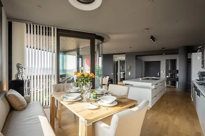 Skyflats Vienna Black View