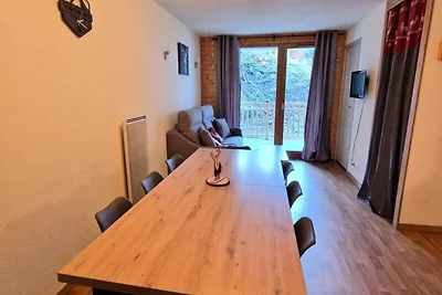 Wohnung in den Alpen in der Nähe der Skibahn