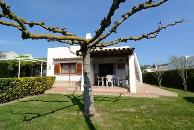 Ferienhaus in Estartit mit Garten