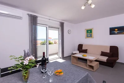 Peaceful Apartments Harfa- One Bedroom Apartm...