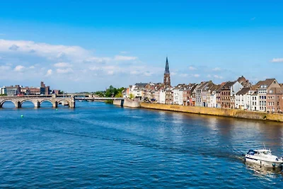 Schönes Chalet mit Geschirrspüler, Maastricht