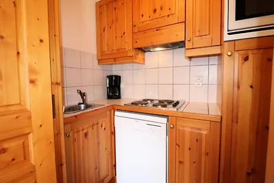 PIACEVOLE APPARTAMENTO CON 2 LOCALI, CAMERA D...