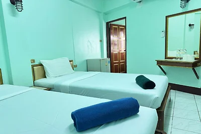 Zweibettzimmer mit Ventilator |...