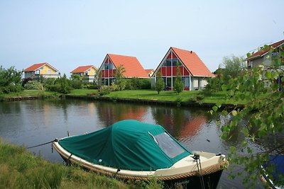 Ferienhaus in Steendam mit Garten