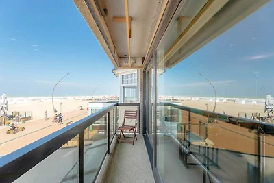 Geräumige, angenehme Wohnung direkt am Meer