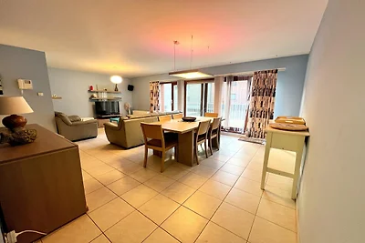 Apartment mit zwei Schlafzimmern in...