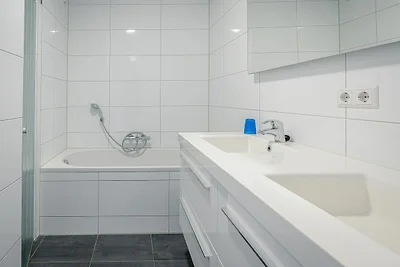 4-Personen-Apartment mit Insel-Meerblick