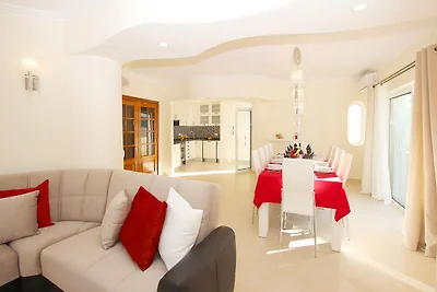 Villa in Gale nahe Gale Strand