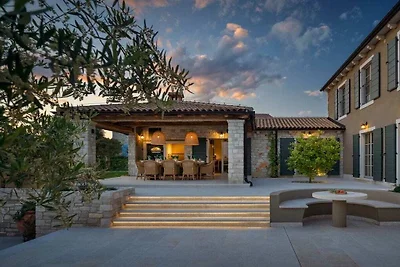 Villa Olive View