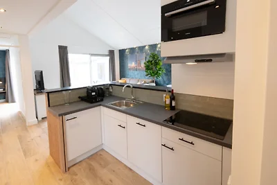 Wellness-Bungalow mit Whirlpool und Sauna