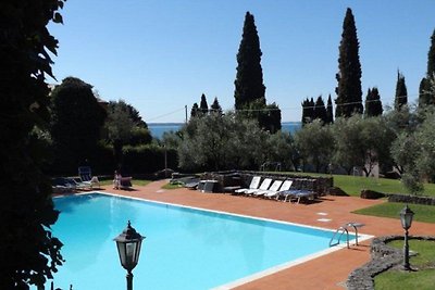 Villa moderna a Garda con piscina privata