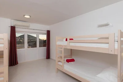 Hostel Free Bird - Bed in Ten Bed Mixed Dormi...