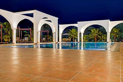 Deluxe verblijft door zondagse hotels en...