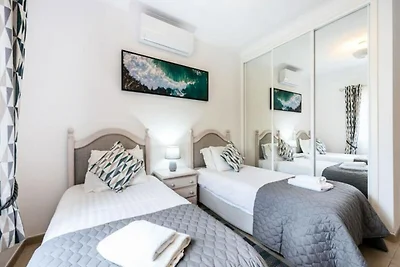 Appartamento a Budens vicino al golf Santo...