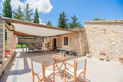 Landelijke Mallorcaanse landvilla met zwembad