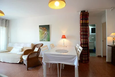 Apartment for 6 people with balcony