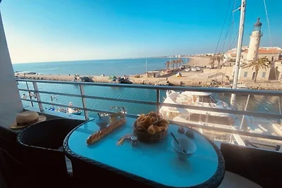 Apartment in Grau du Roi am alten Leuchtturm