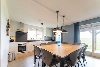 Geräumiges Ferienhaus mit Sauna