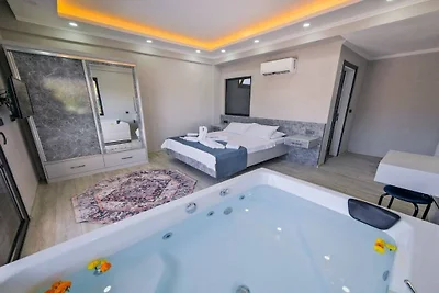Villa in Fethiye/Mugla mit Schwimmbecken
