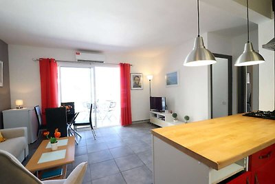 Apartment mit Balkon