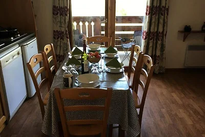 Appartement in de buurt van Ferrand met uitzi...