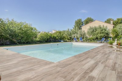 Villa moderna con piscina privata