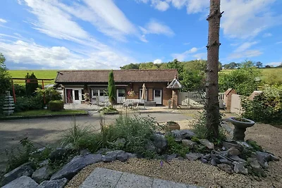 Schönes Ferienhaus mit Garten