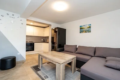 Apartments Robi & Kristina - Two Bedroom Apar...