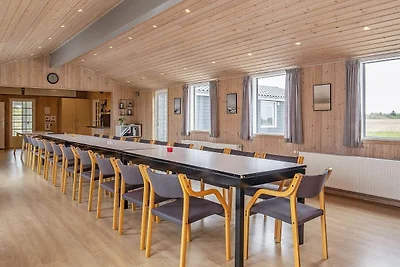 24 Personen Ferienhaus in Øster Assels