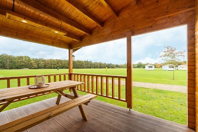 Stimmungsvolles Chalet in einem Ferienpark