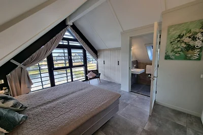 Villa in Balk mit eigenem Steg