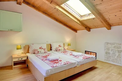 Villa in Sveti Lovreč met zwembad