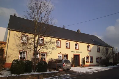 Ferienhaus in Morscheid-Riedenburg mit Balkon