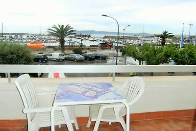 Wohnung in Estartit mit Meeresstrand