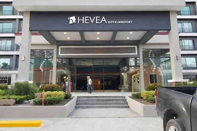 Chic Double Suite Life in Sunday Hevea Resort