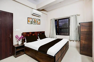 Super Hotel O Haldi Ghati Gate