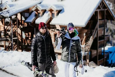 Chalet a Embrun con vista sul lago e spa