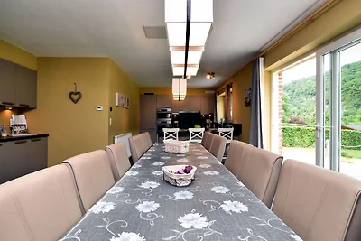 Ferienhaus in Hastiere in der Nהhe des Waldes