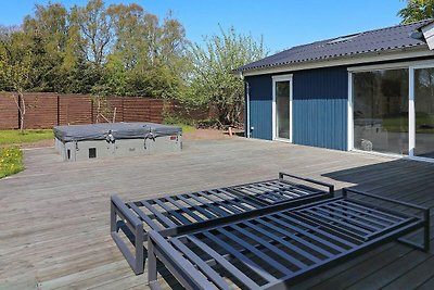 12 Personen Ferienhaus in Hadsund-By Traum