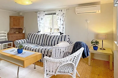 4 Personen Ferienhaus in HAKENÄSET-By Traum