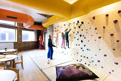 Ferienhaus in Alpe d'Huez mit Pool