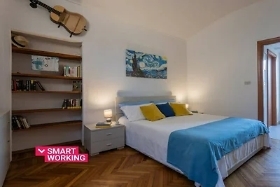 Wohnung in Torino mit Balkon und Parken